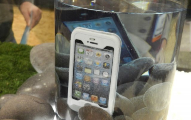 Теперь iPhone может фотографировать под водой!
